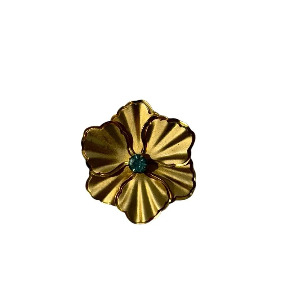 Vintage Gold Tone Flower Light‎ Blue Rhinestone Center Brooch Pin Pendant